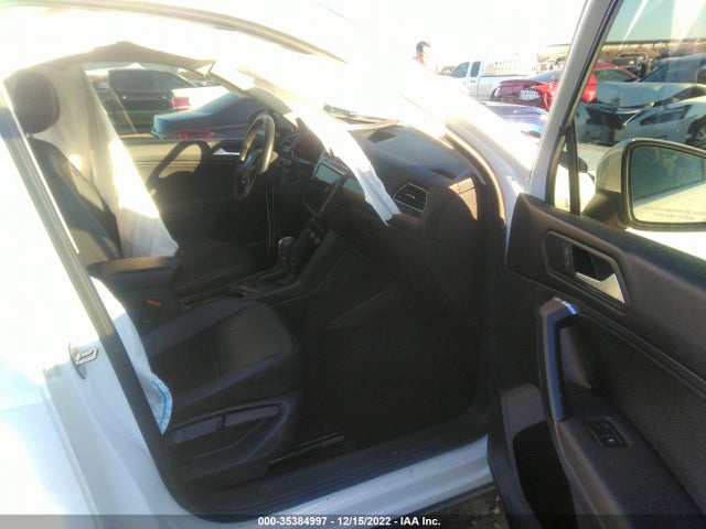 2019 VOLKSWAGEN TIGUAN SE/SEL/SEL R-LINE VIN: 3VV3B7AX4KM029059