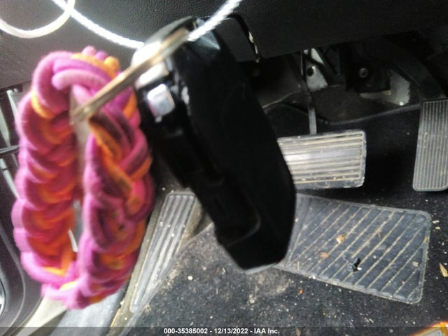 2016 Chevrolet Suburban, VIN: 1GNSCJKC2GR126967