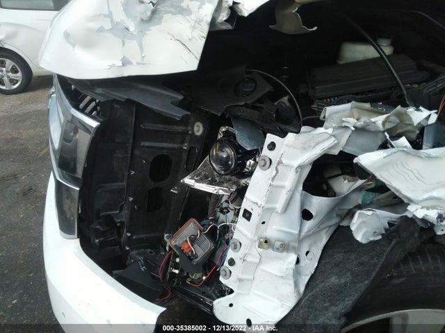 2016 Chevrolet Suburban, VIN: 1GNSCJKC2GR126967