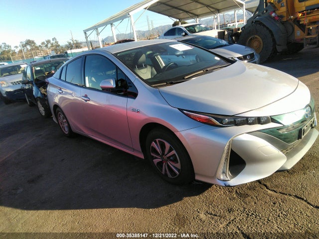 2017 Toyota Prius, VIN: JTDKARFPXH3063048