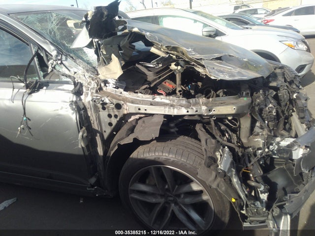 WA1VAAF70JD013249 Audi Q7 Prestige