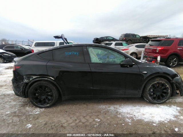 Tesla Model Y Long Range 2021 5YJYGDEE7MF084285 Image 3