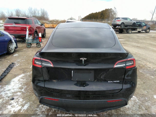 Tesla Model Y Long Range 2021 5YJYGDEE7MF084285 Image 5