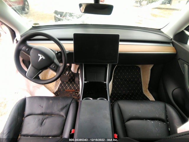 Tesla Model Y Long Range 2021 5YJYGDEE7MF084285 Image 8