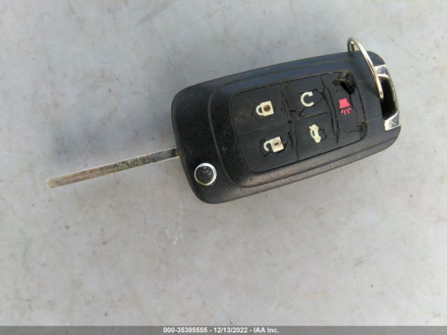 2GKFLUE38G6148592 GMC Terrain Slt