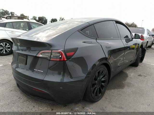 Tesla Model Y 2022 7SAYGDEE6NF352022 Image 4