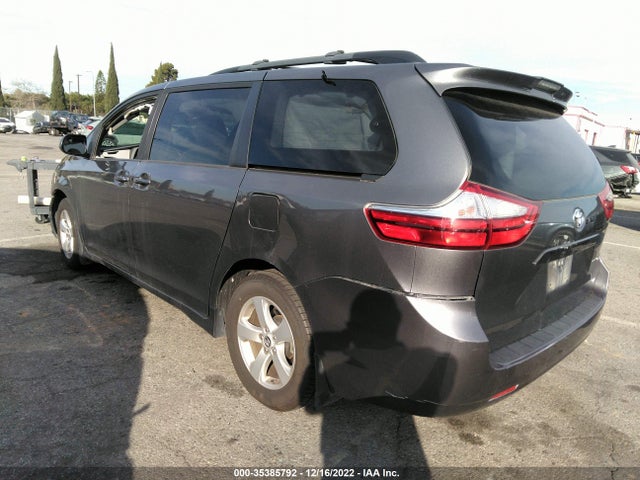 Toyota SIENNA LE 2018 5TDKZ3DC1JS946286 Image 4