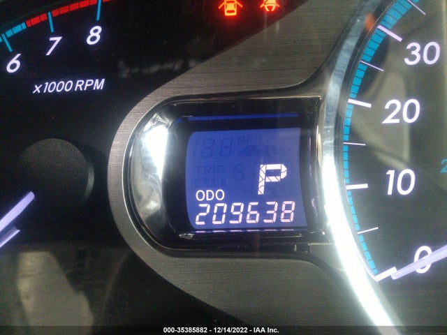 2011 TOYOTA SIENNA XLE/LTD VIN: 5TDDK3DC2BS019523