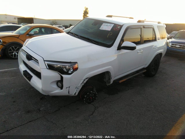 2020 Toyota 4Runner, VIN: JTEBU5JR3L5771577