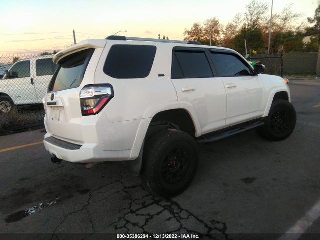 2020 Toyota 4Runner, VIN: JTEBU5JR3L5771577