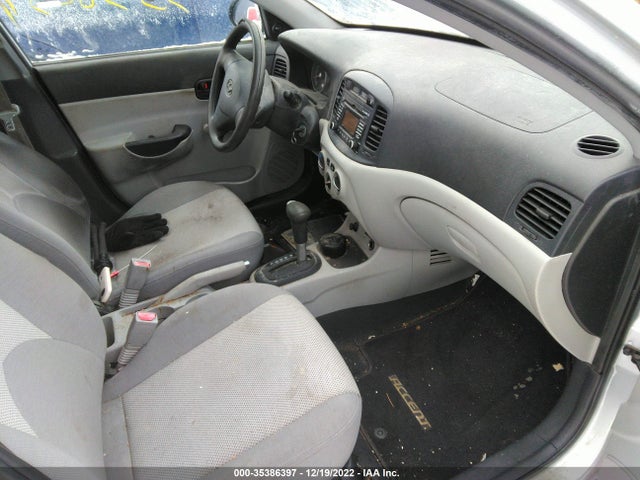 2008 HYUNDAI ACCENT GLS VIN: KMHCN46C08U227079