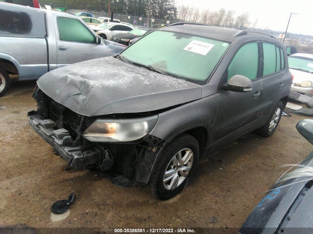 2017 Volkswagen Tiguan, VIN: WVGAV7AXXHK035814
