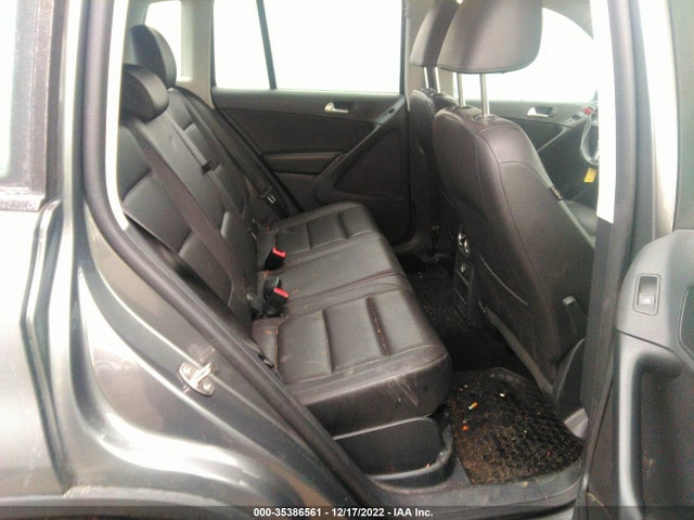 2017 Volkswagen Tiguan, VIN: WVGAV7AXXHK035814