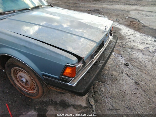 1982 TOYOTA CRESSIDA LUXURY VIN: JT2MX62E7C0062680