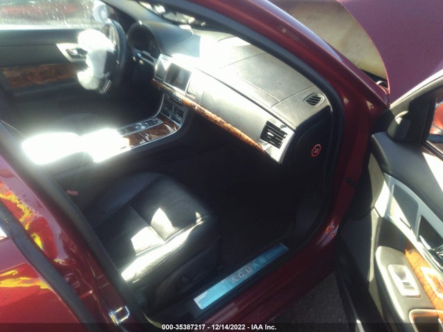 2013 JAGUAR XF SAJWA0E73D8S93527 Photo 4