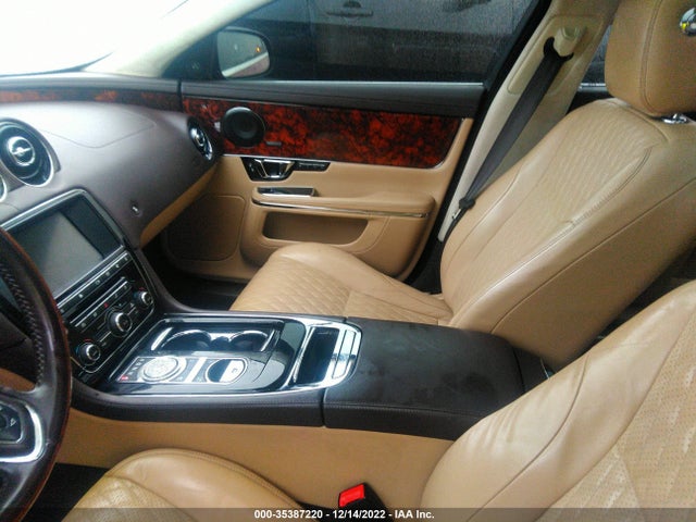 2017 Jaguar XJ, VIN: SAJWA2G74H8W12612