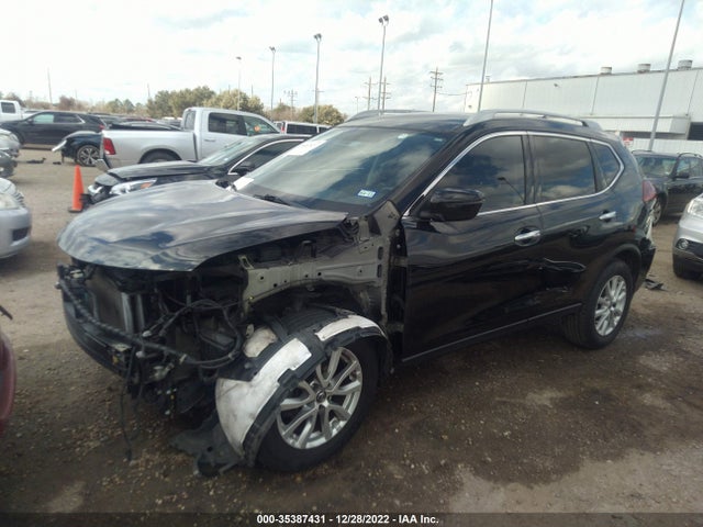 Nissan ROGUE SV 2018 5N1AT2MT4JC814398 Image 2