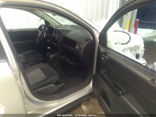 1C4NJDEBXCD557726 Jeep Compass Latitude