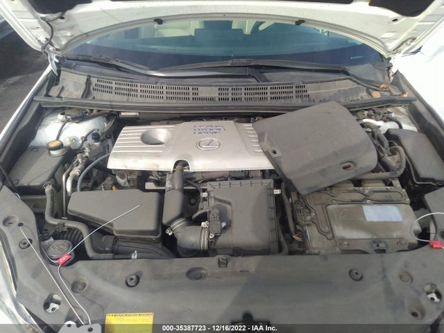 Lexus CT 200H 2012 JTHKD5BH9C2066647 Image 11