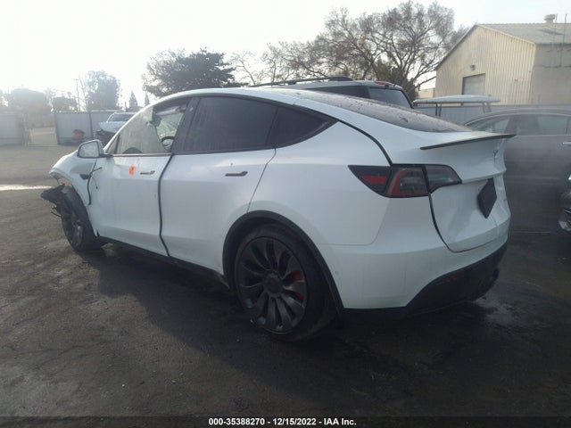 Tesla Model Y Performance 2021 5YJYGDEFXMF215976 Image 3