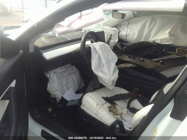 Tesla Model Y Performance 2021 5YJYGDEFXMF215976 Image 5