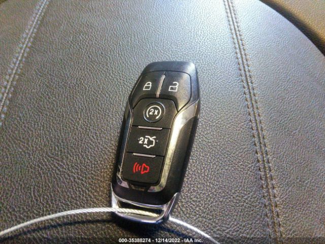 2LMTJ6JR7GBL20483 Lincoln Mkx Premiere