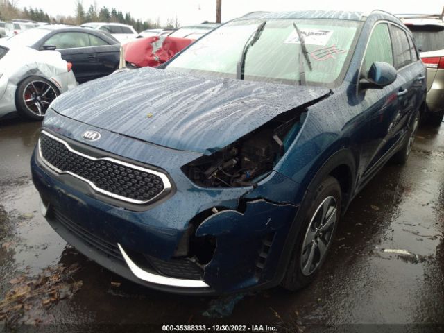 KNDCB3LC2K5316990 KIA NIRO LX