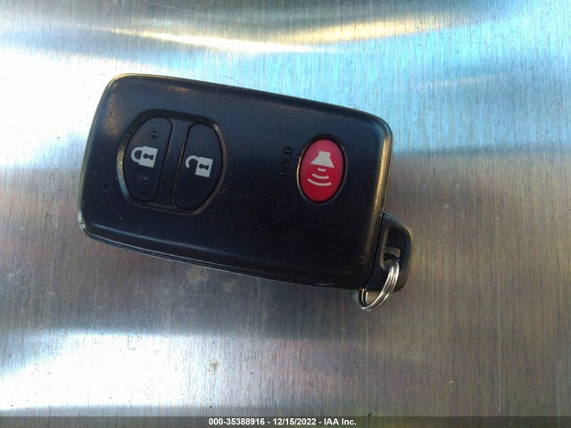 2015 Toyota Prius, VIN: JTDKN3DU8F1876410
