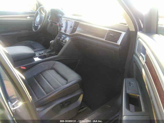2018 Volkswagen Atlas, VIN: 1V2NR2CA5JC575141