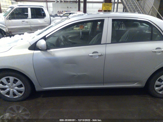 35389351 :رقم المزاد ، 1NXBU4EE1AZ323276 vin ، 2010 Toyota Corolla مزاد بيع