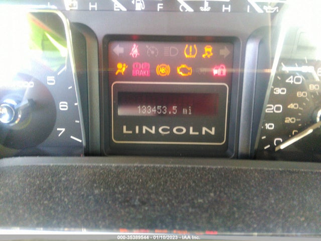 Lincoln Navigator 2011 5LMJJ2H50BEJ07075 Image 7