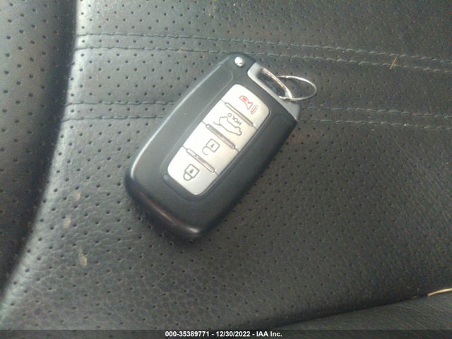 2013 KIA SORENTO SX VIN: 5XYKWDA2XDG398445