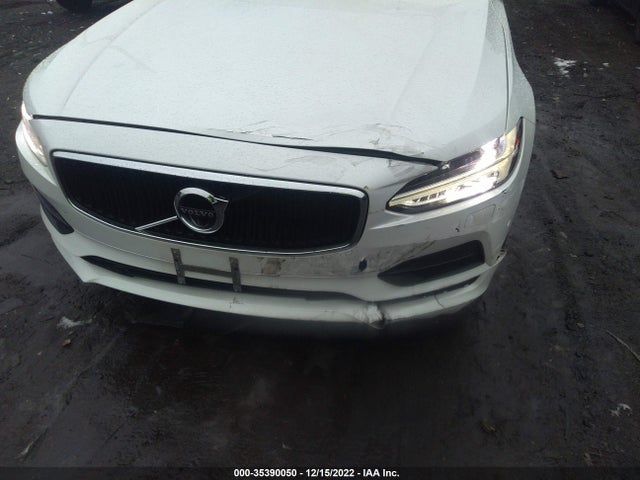 2017 Volvo S90, VIN: YV1A22MK6H1015950