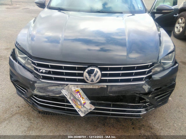 1VWDT7A3XHC012674 Volkswagen Passat R-line W/comfort Pkg