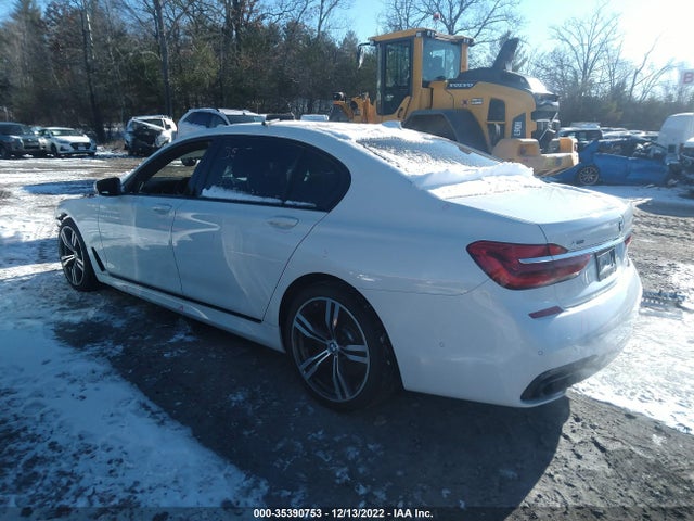 35390753 :رقم المزاد ، WBA7F2C52GG419370 vin ، 2016 Bmw 7 Series 750i Xdrive مزاد بيع