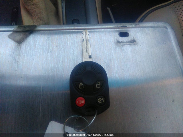 Lincoln MKZ 2012 3LNHL2GC5CR810701 Image 11