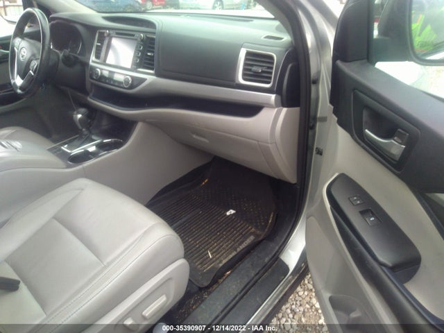 2018 Toyota Highlander, VIN: 5TDJZRFHXJS845044