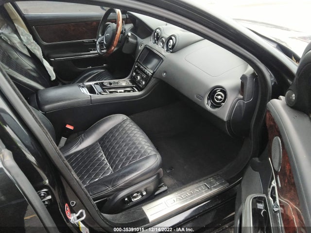 2016 Jaguar XJ, VIN: SAJWA2G75G8V96855