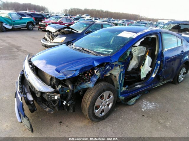 3KPFK4A77HE086823 KIA FORTE LX