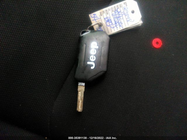 1C4HJXDG6JW148751 Jeep Wrangler Unlimited Sport