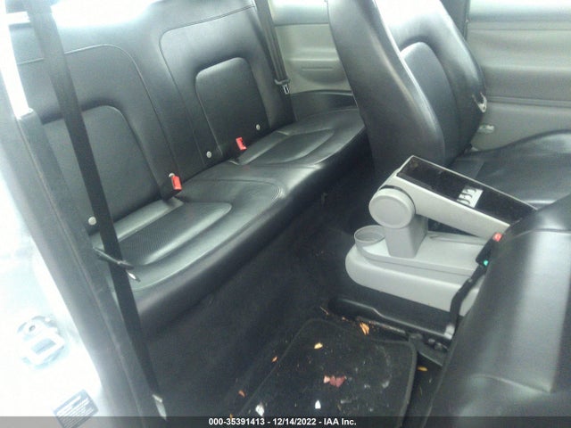 Volkswagen New Beetle 2002 3VWCB21C62M422508 Image 9