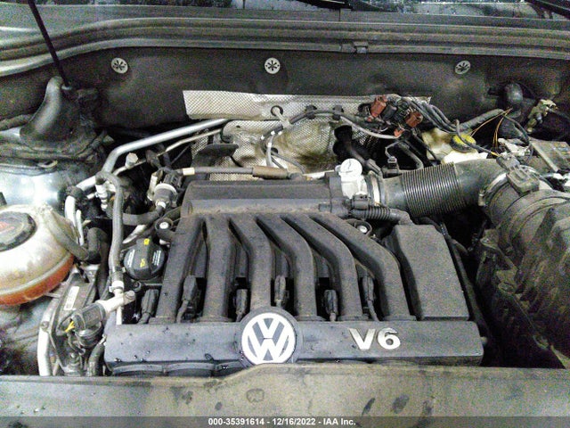 2018 VOLKSWAGEN ATLAS 3.6L V6 SE VIN: 1V2LR2CA2JC572172