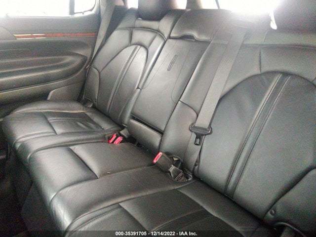 Lincoln MKT 2016 2LMHJ5NK9GBL00751 Image 8