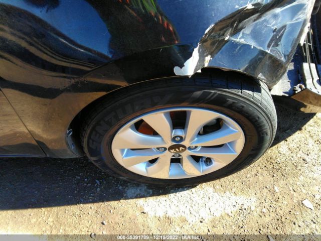 KNADM4A38H6061320 KIA RIO LX