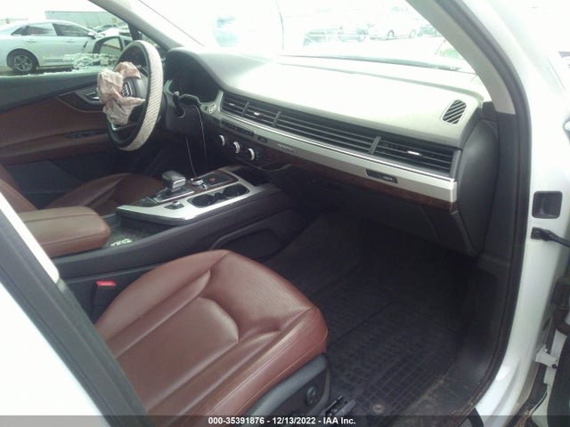 WA1LHAF78JD021005 Audi Q7 Premium Plus