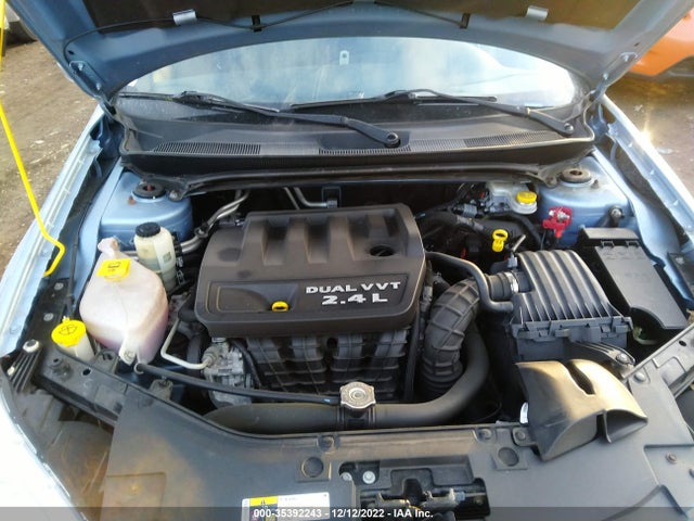 1C3CCBAB1EN206121 Chrysler 200 LX