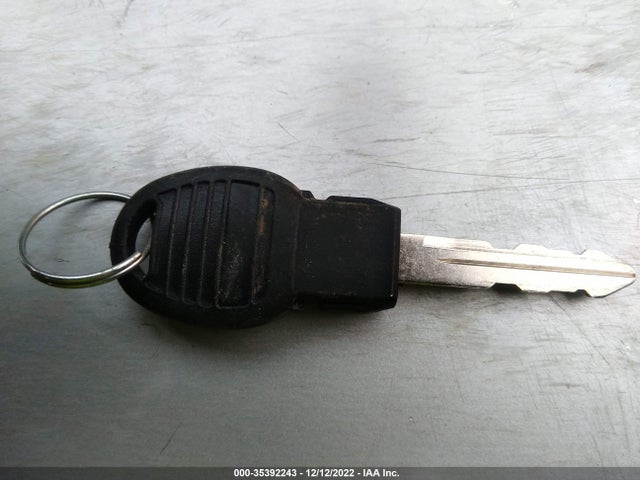 1C3CCBAB1EN206121 Chrysler 200 LX