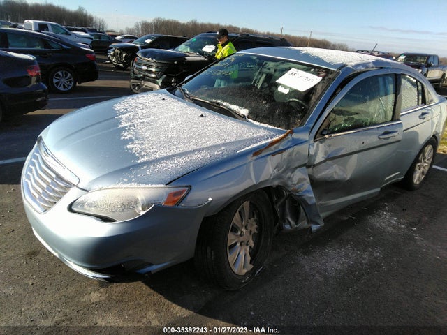 1C3CCBAB1EN206121 Chrysler 200 LX