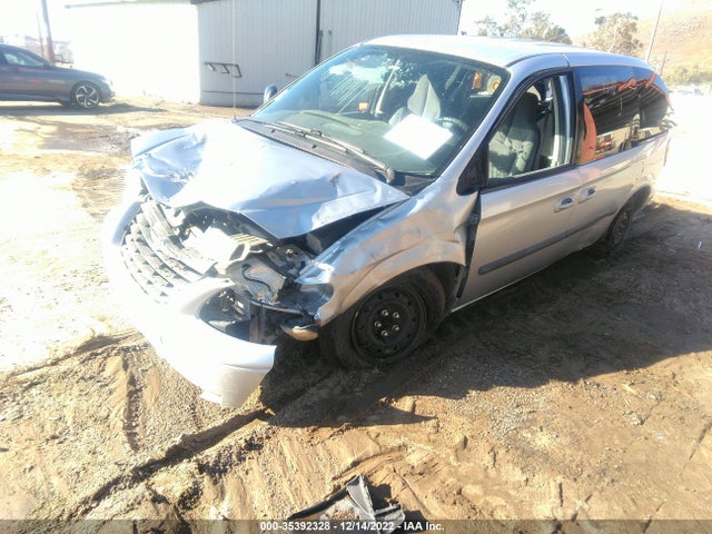 Chrysler Town & Country 2005 1C4GP45RX5B286105 Image 2