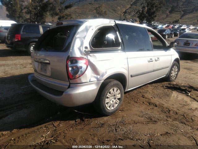Chrysler Town & Country 2005 1C4GP45RX5B286105 Image 5